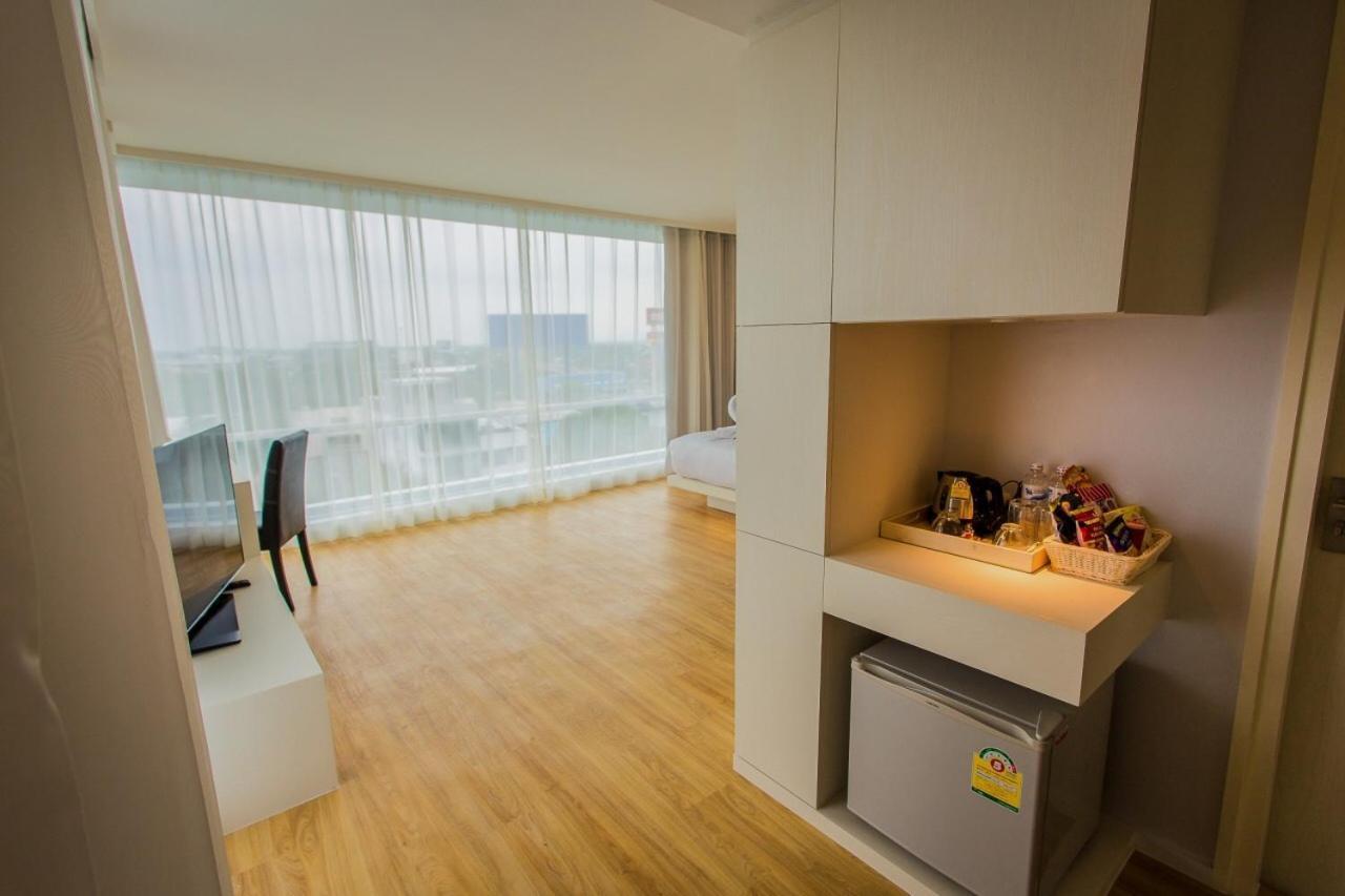 Crystal Hotel Hat Yai Habitación foto